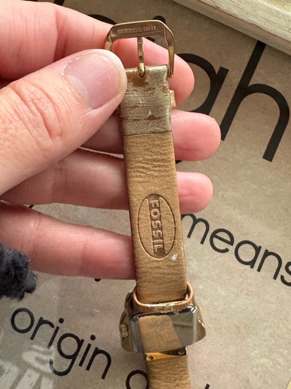 Fossil Leather Watch (Kiss-Lock Purse Design) - Picture 3 of 7